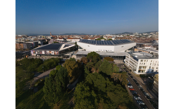 Photovoltaikanlage Halle D und F © David Bohmann